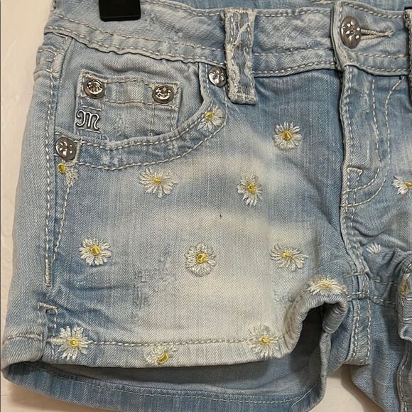 Miss Me Blue Daisy Flower Denim Distressed Shorts Boho Contemporary Festival - Picture 2 of 11